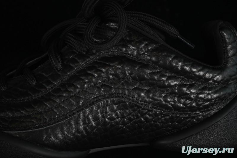 Alexander McQueen Flexion Retro Sneakers in Black with Diamond Grain Calfskin - 8.F6