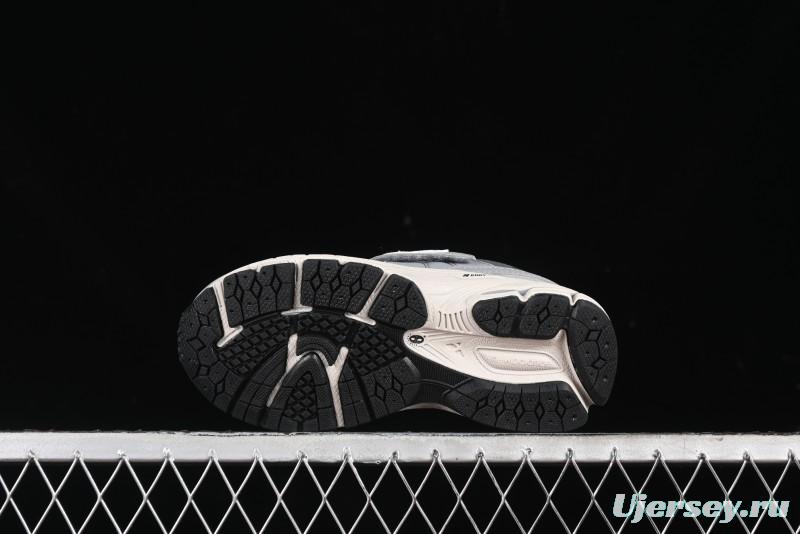 New Balance 2002R Series Kids' Hook & Loop Warm Lined Shoes - PV2002RG