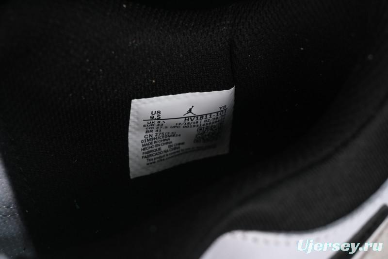 Nike Air Jordan Legacy 312 Low Sneakers with Velcro Strap and Triple Design - HV1811-101