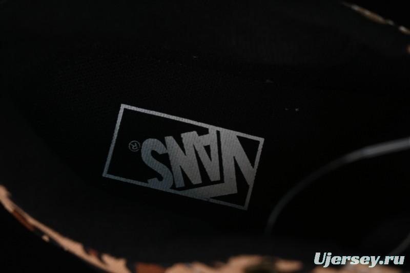 Vans Classics Knu Skool Retro Sneakers with Enlarged Toe and Thickened Trim - VN000CSQW3ZT188