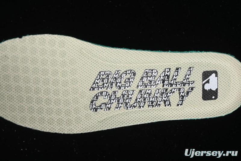 New York Yankees MLB Bigball Chunky Embo Monogram Thick Sole Sandals - 3ASHBEM4N50IVS