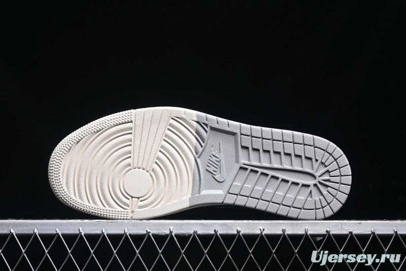 Nike Travis Scott x Fragment Design x Air Jordan 1 Low OG SP AJ1 Sneakers with Reverse Swoosh - SJ2068-134