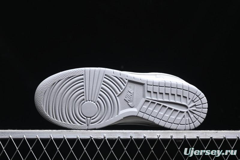 Nike Reigning Champ SB Dunk Low Casual Skate Shoes with 3M Reflective Details - RC3085-892