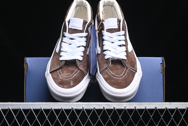 Vans Sk8-Mid Reissue 83 Premium Suede Retro Skate Shoes - VN000CQQDMV