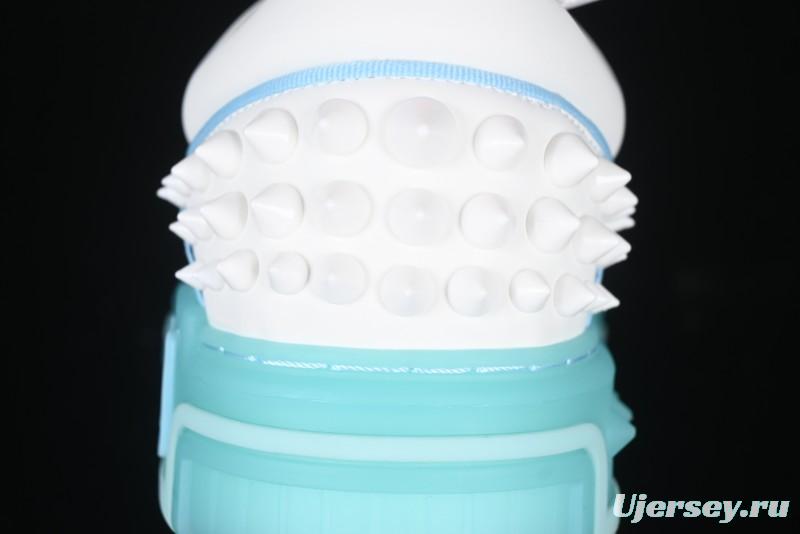 Christian Louboutin Funnyto Flat Comfortable Fashion Low-Top Sneakers with Raw Ice Blue Sole - X.D4