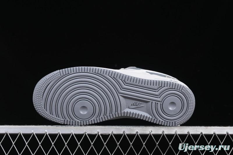 Nike Air Force 1 '07 Low Supreme Collaboration Polka Dot Swoosh Casual Sneakers - DM6688-023