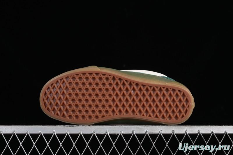 Vans Classics Knu Skool Retro Sneakers with Enlarged Toe and Thickened Sole - VN000CS0DWL