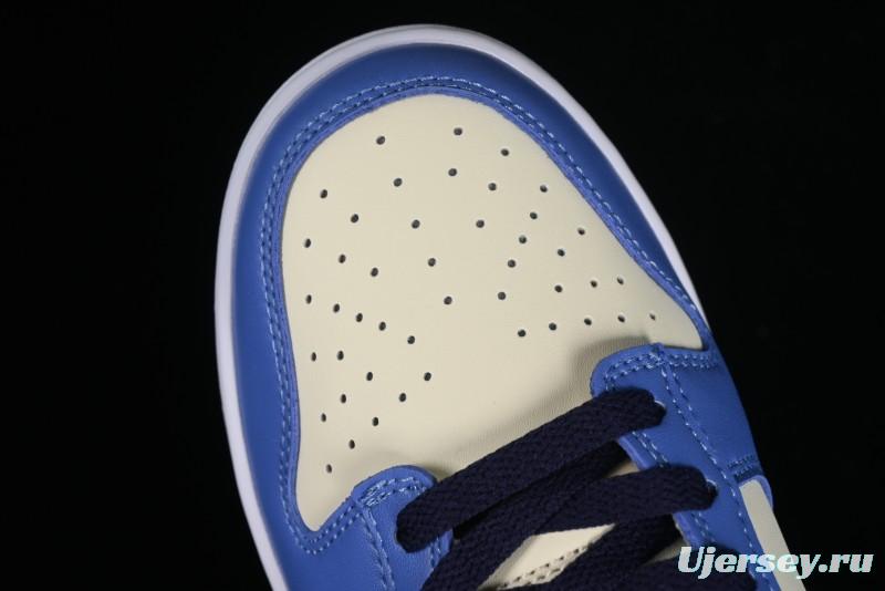 Nike Dunk Low SB Skateboarding Shoes in White Blue Red Colorway - FV8119-161