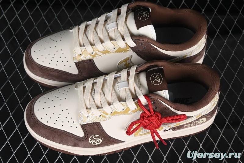 Nike SB Dunk Low The North Face Collaboration Year of the Snake Limited Edition Beige Brown White Snake Anniversary Premium Custom Low-Top Casual Sneakers - CH8311-234