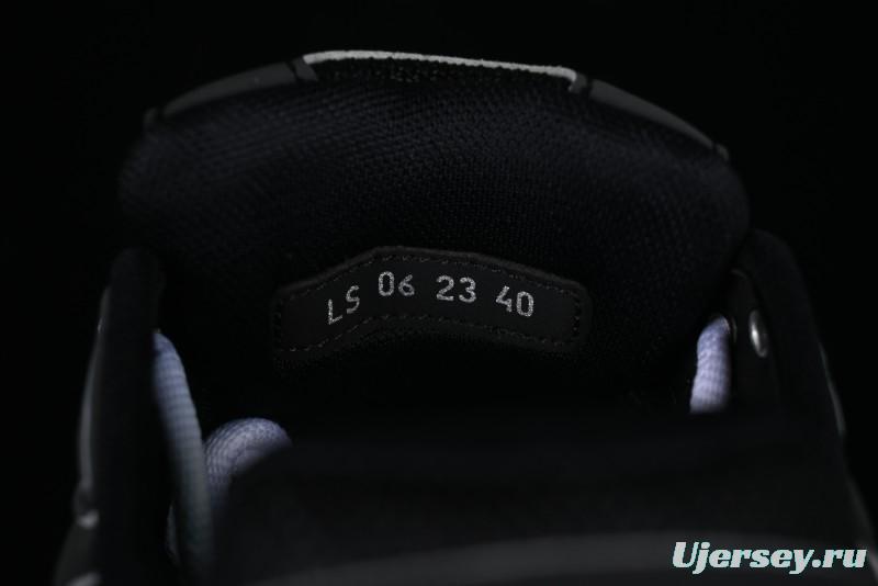 Dior B30 Sneakers with Reflective CD30 Logo and Lightweight Rubber Sole - CD30