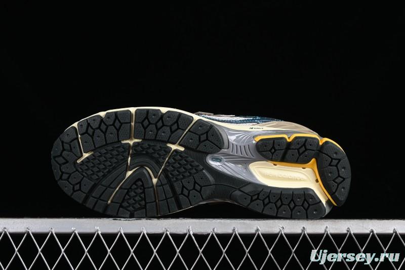 New Balance 1906 Series Retro Dad Style Casual Running Shoes with T-Beam Outsole - M1906RRC