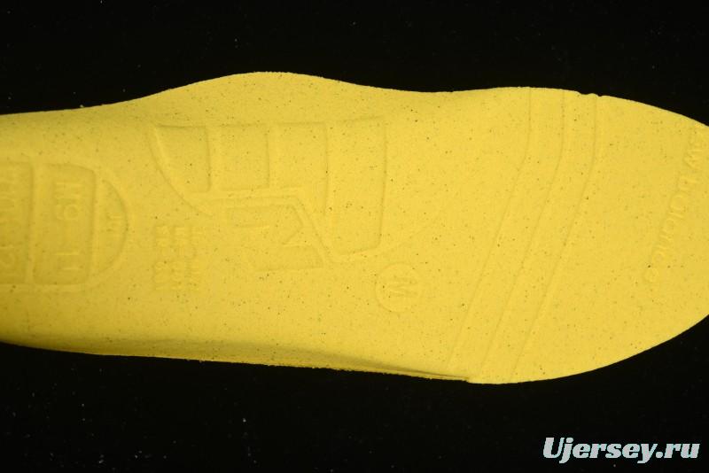 New Balance Made In USA 992 Classic Retro Running Sneakers with Superior Comfort - M992BK