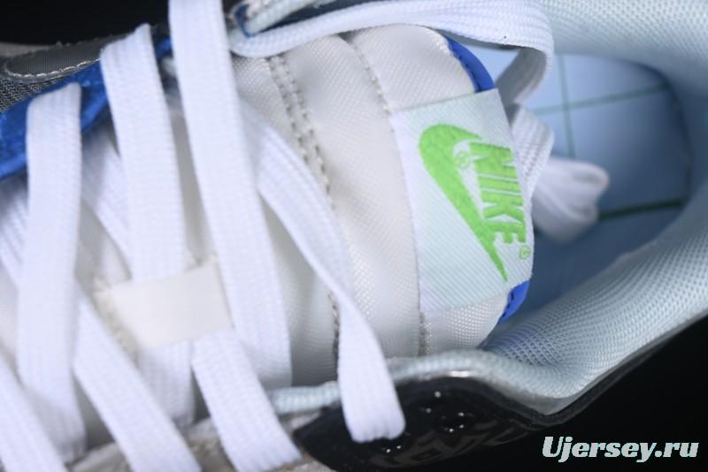 Nike Clot x Dunk Low SB 'What The' Casual Sneakers with Silk, Terracotta, and Holographic Elements - FN0316-999