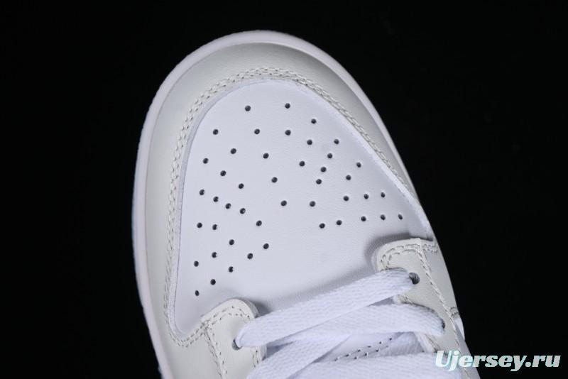 Nike SB Dunk Low Light Blue White Skateboarding Shoes - DV0831-109