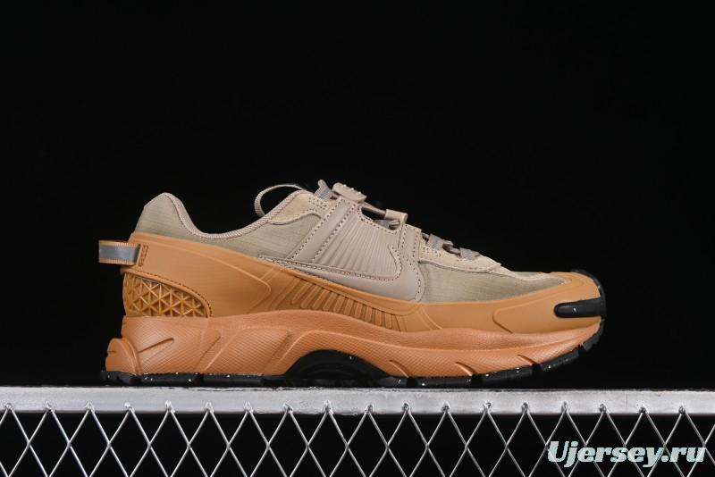 Nike Zoom Vomero 5 Retro Marathon Running Shoes with Thick Cushioned Sole and TPU Heel Support - HQ2181-200