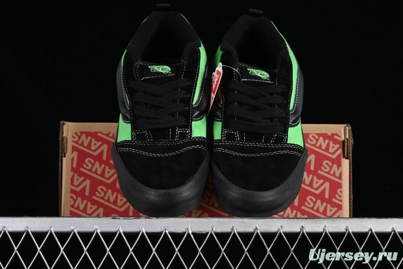 Vans Classics Knu Skool Retro Sneakers with Thickened Tongue and Enlarged Toe - VN0009QCSWE