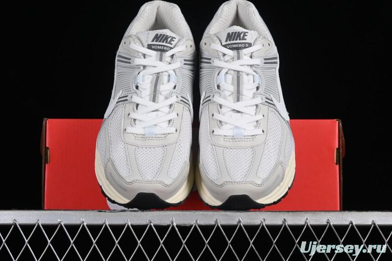Nike Zoom Vomero 5 SP Retro Casual Running Shoes with Lightweight EVA Midsole - HF0731-007