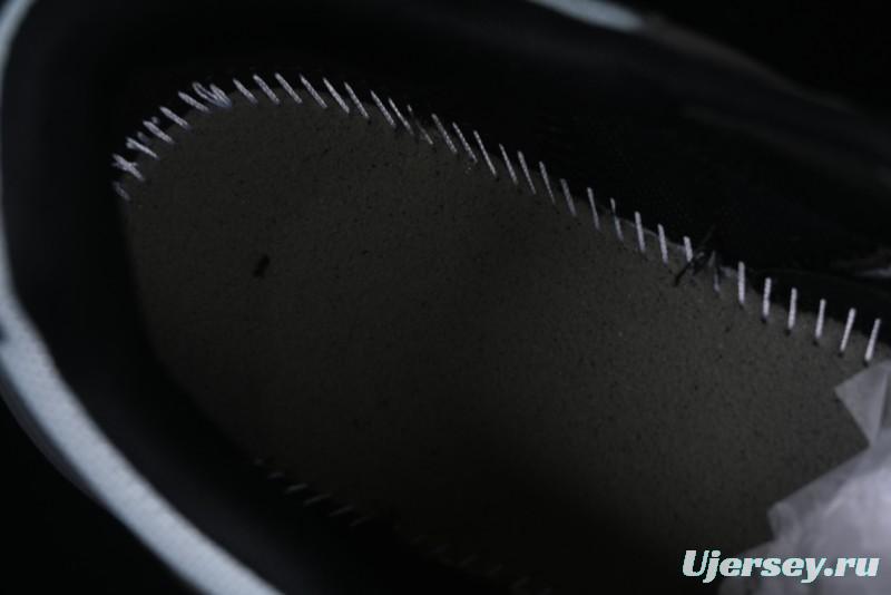 Dior B30 Sneakers with Reflective CD30 Logo and Lightweight Rubber Sole - CD30