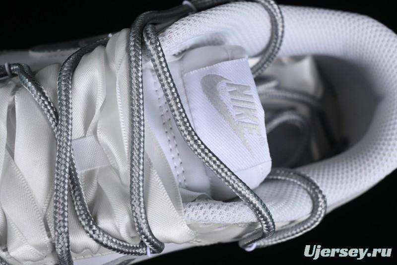 Nike Dunk Low SB Casual Sneakers with Deconstructed Laces and Ribbon Bow Design - DH9765-102