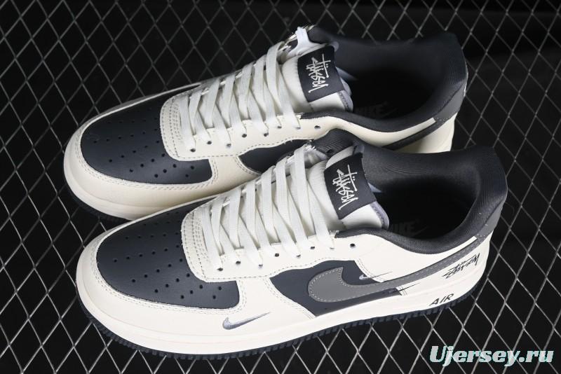 Nike Air Force 1 '07 Low Stussy Collaboration - Light Grey Triple Swoosh Low-Top Casual Sneakers - KK1988-037