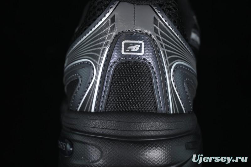 New Balance 740 Black and Silver Retro Running Sneakers for Men