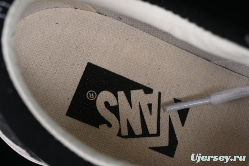 Vans Premium Old Skool 36 Retro Skate Shoes with Cushioned Insole - VN000D56239