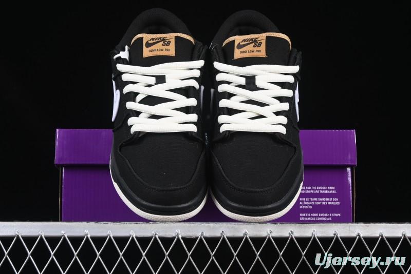 Nike SB Dunk Low Premium Skateboarding Shoes in Black and White - FN5880-001