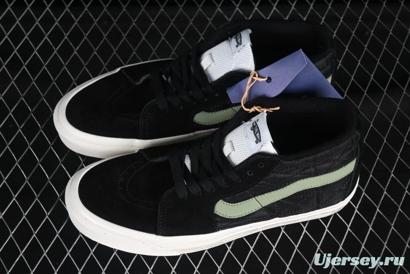 Vans Premium Sk8-Mid Retro Casual Mid-Top Skate Shoes with Checkerboard Design - VN000CQQBLK