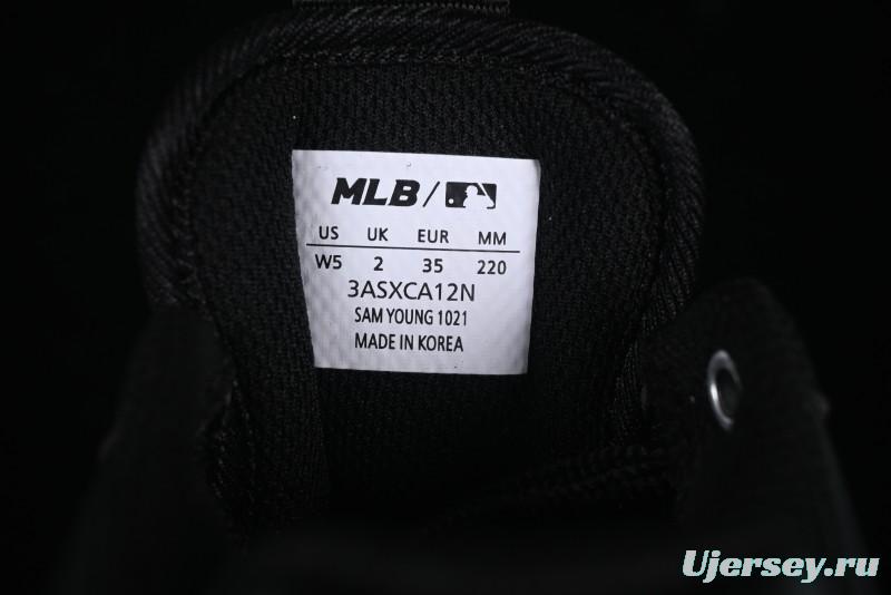 NY Yankees Black Leather Sneakers with Bold Pink Logo