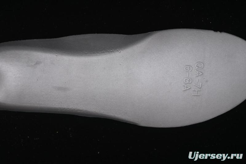 New Balance Fresh Foam X More V3TDS Low-Top Running Shoes with Durable Slip-Resistant Outsole - MTMORUG3