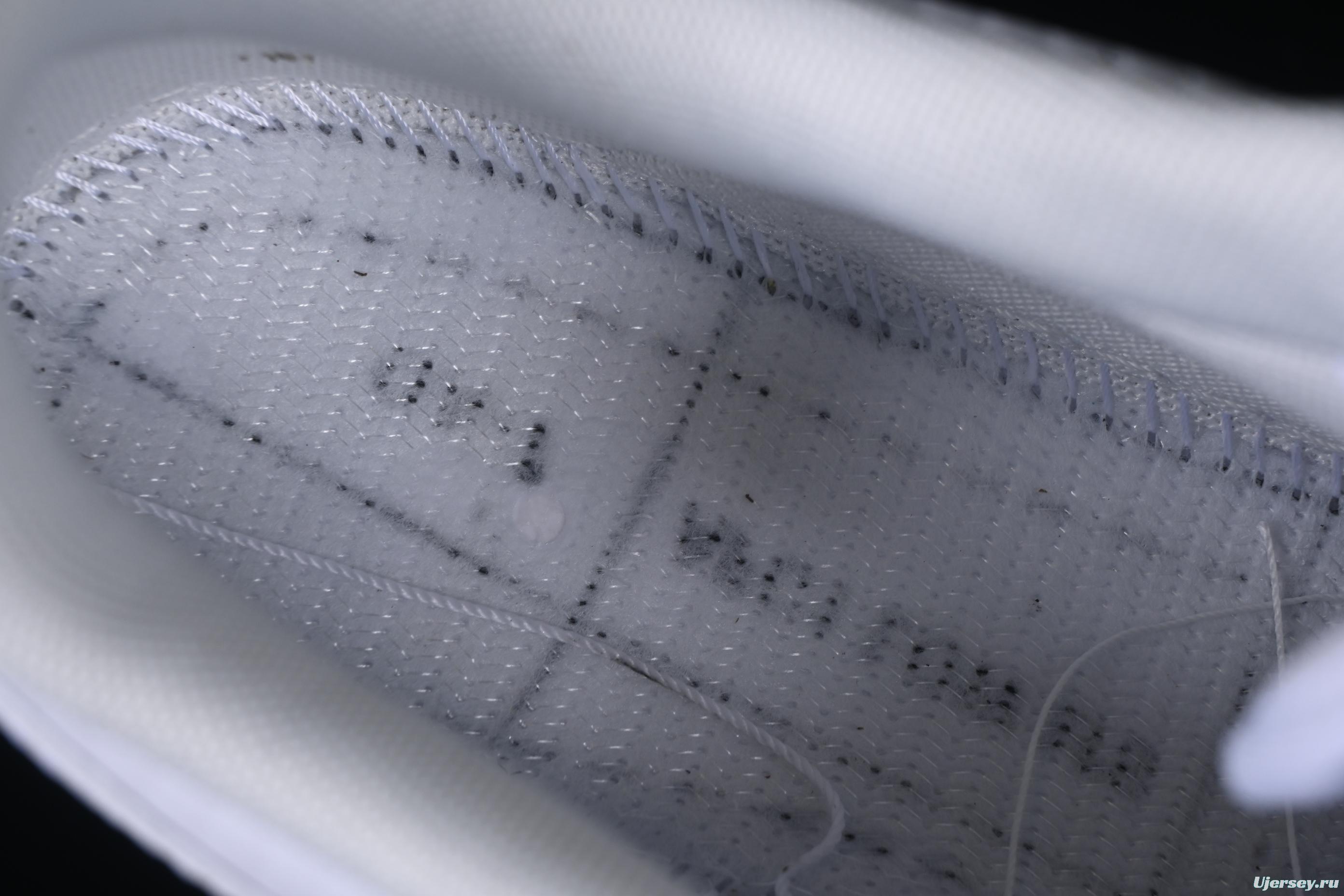 Nike Air Force 1'07 Low Casual Sneakers with Full-Length Air Cushion - HF2886-100