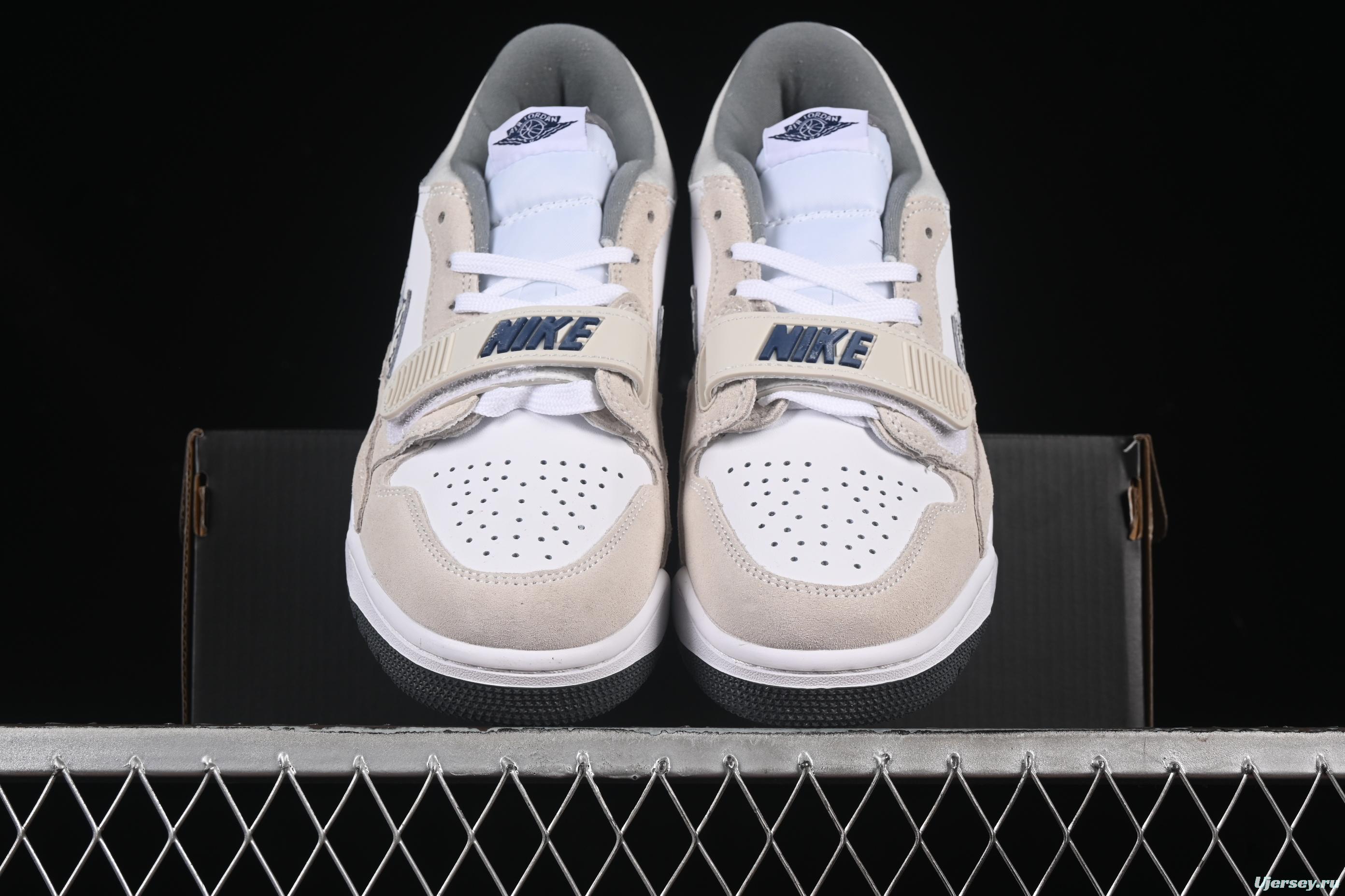Nike Air Jordan Legacy 312 Low Sneakers with Velcro Strap and Triple Design - CD7069-124