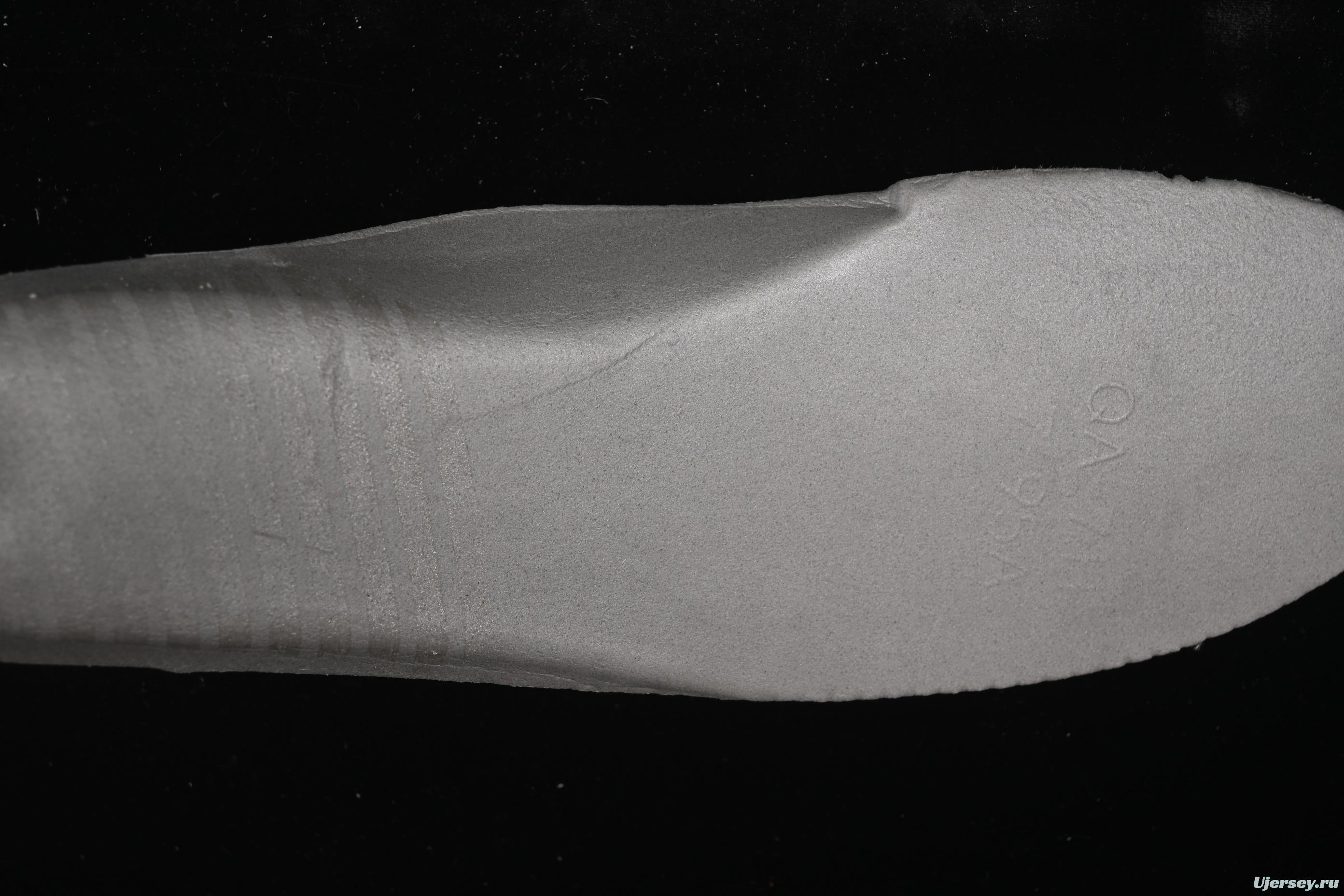 Nike Air Force 1 '07 Low Supreme Casual Sneakers with Custom Leather and Full-Length Air Cushion - DM6868-057