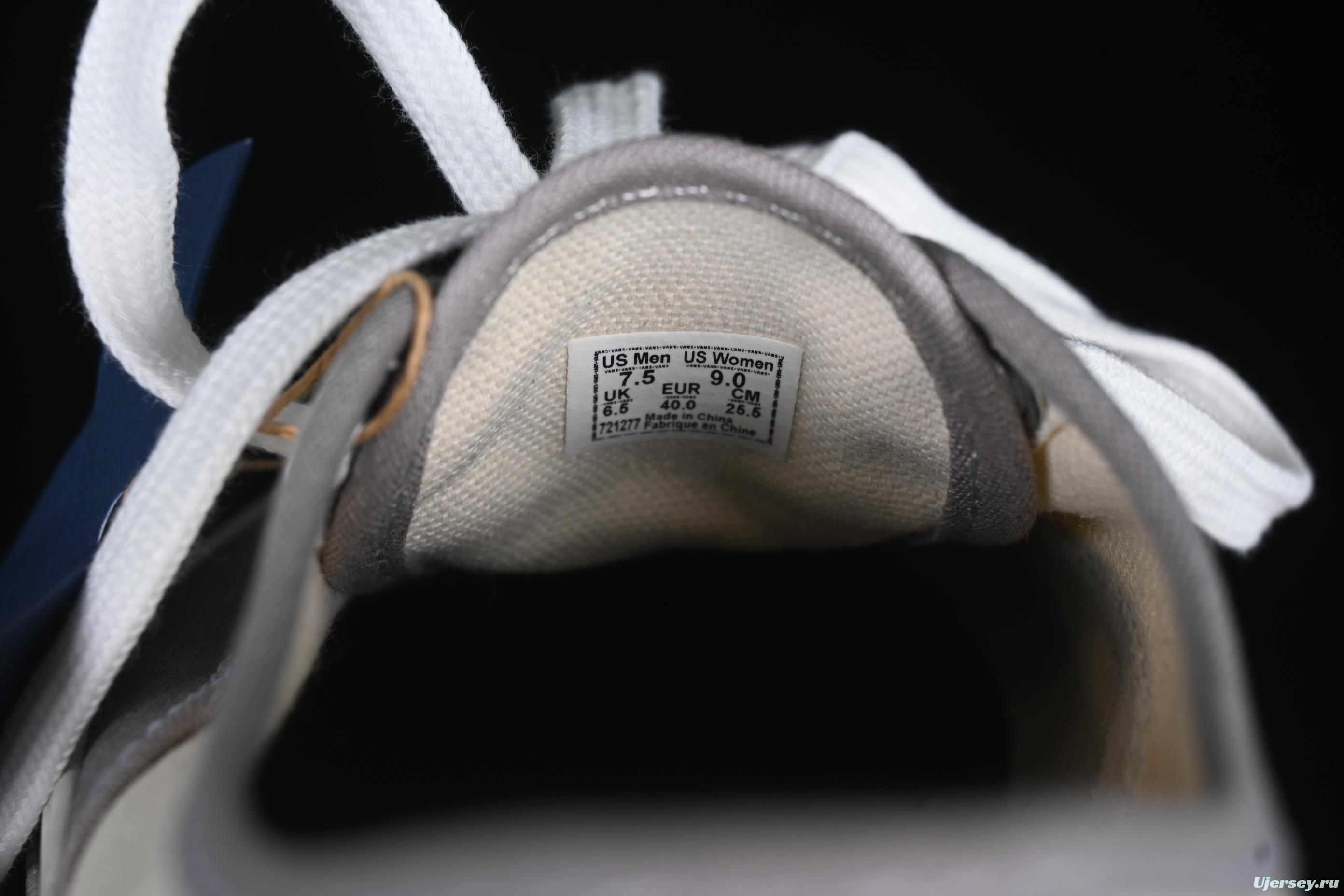 Vans Authentic Reissue 44 Low-Top Casual Skate Shoes - VN000CQAKAQ