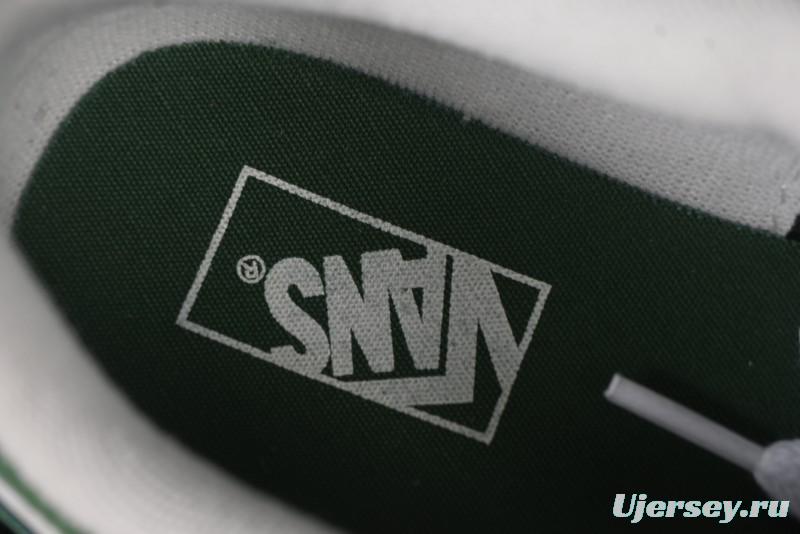 Vans Knu Skool Low Top Retro Chunky Sneakers - VN000D6ZBR1