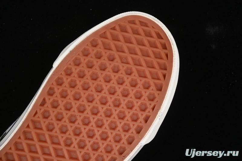 Vans Old Skool 36 Low-Top Retro Skate Shoes - VN000D56BA2