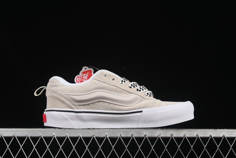 Vans Knu Skool Low-Top Retro Chunky Sneakers - VN0007QDQJM