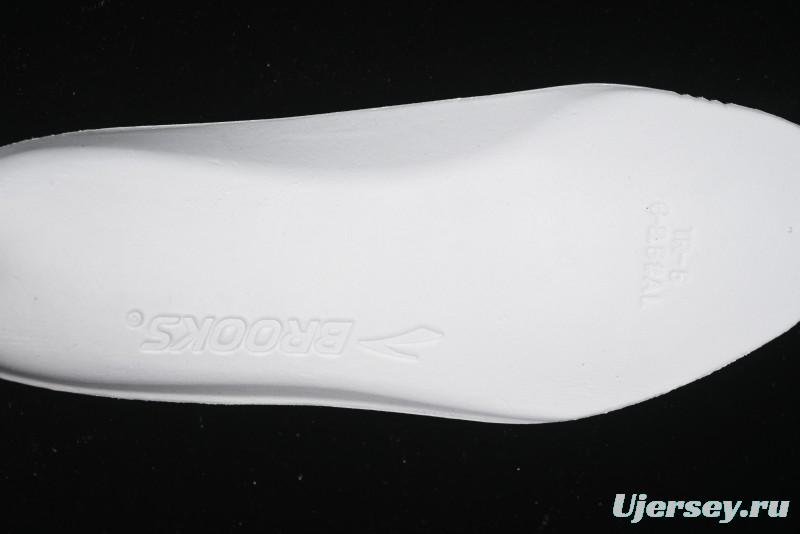 Brooks Glycerin Max Cushioned Marathon Running Shoes with Nitrogen Technology - 1104471D428