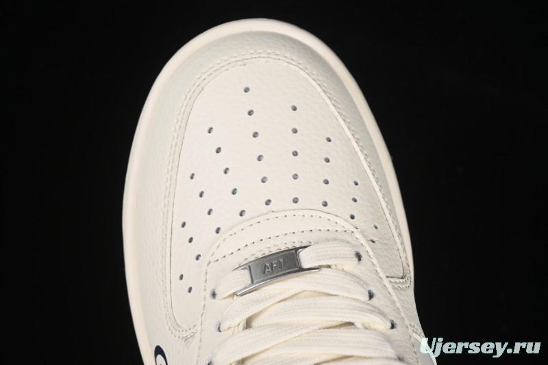 Nike Air Force 1 '07 Low Gucci Collaboration Large Swoosh Gum Sole Casual Sneakers - XS3464-576