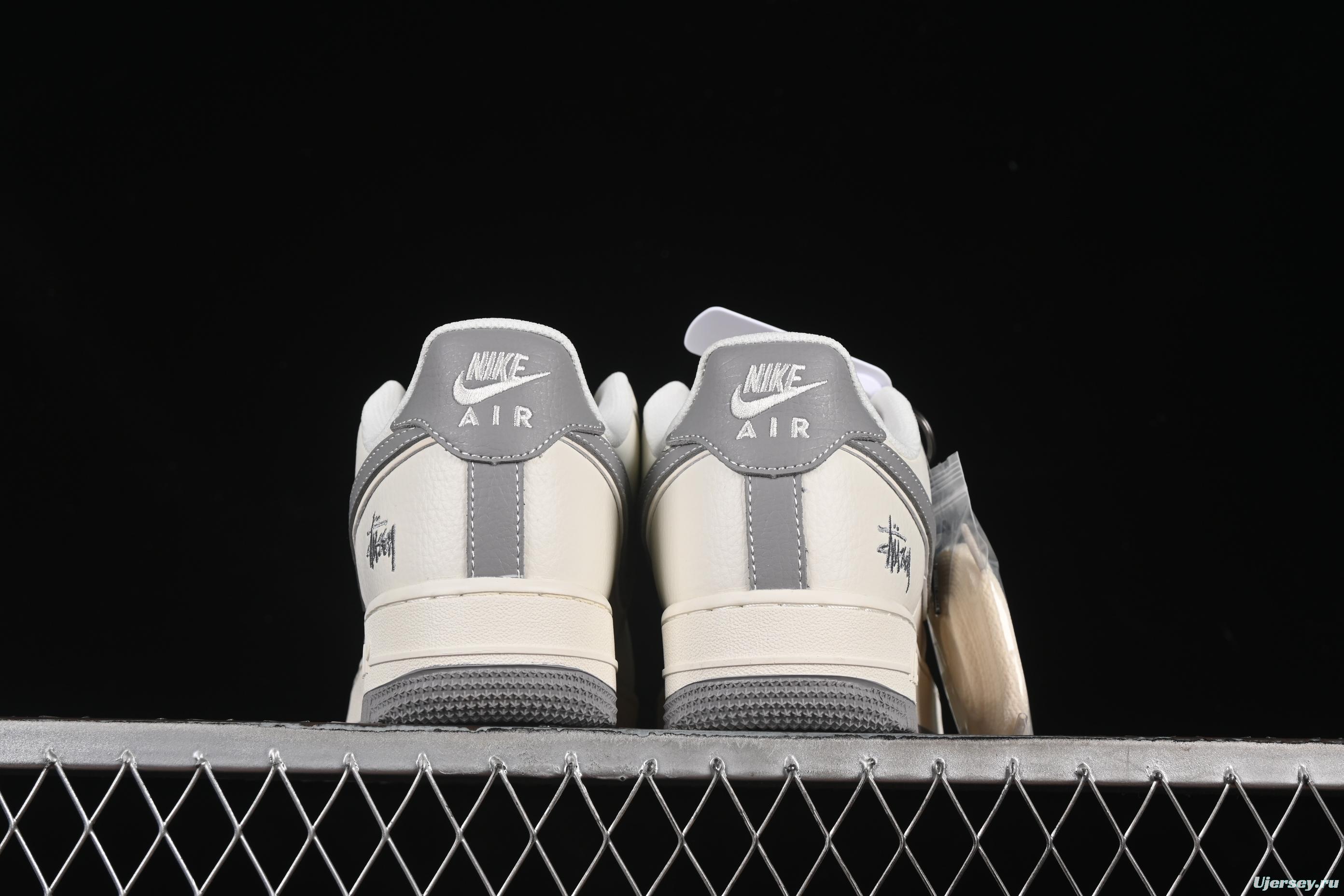 Nike Air Force 1'07 Low Stussy Collaboration Grey Swoosh Grey Base Red Label Casual Sneakers - CS5288-008