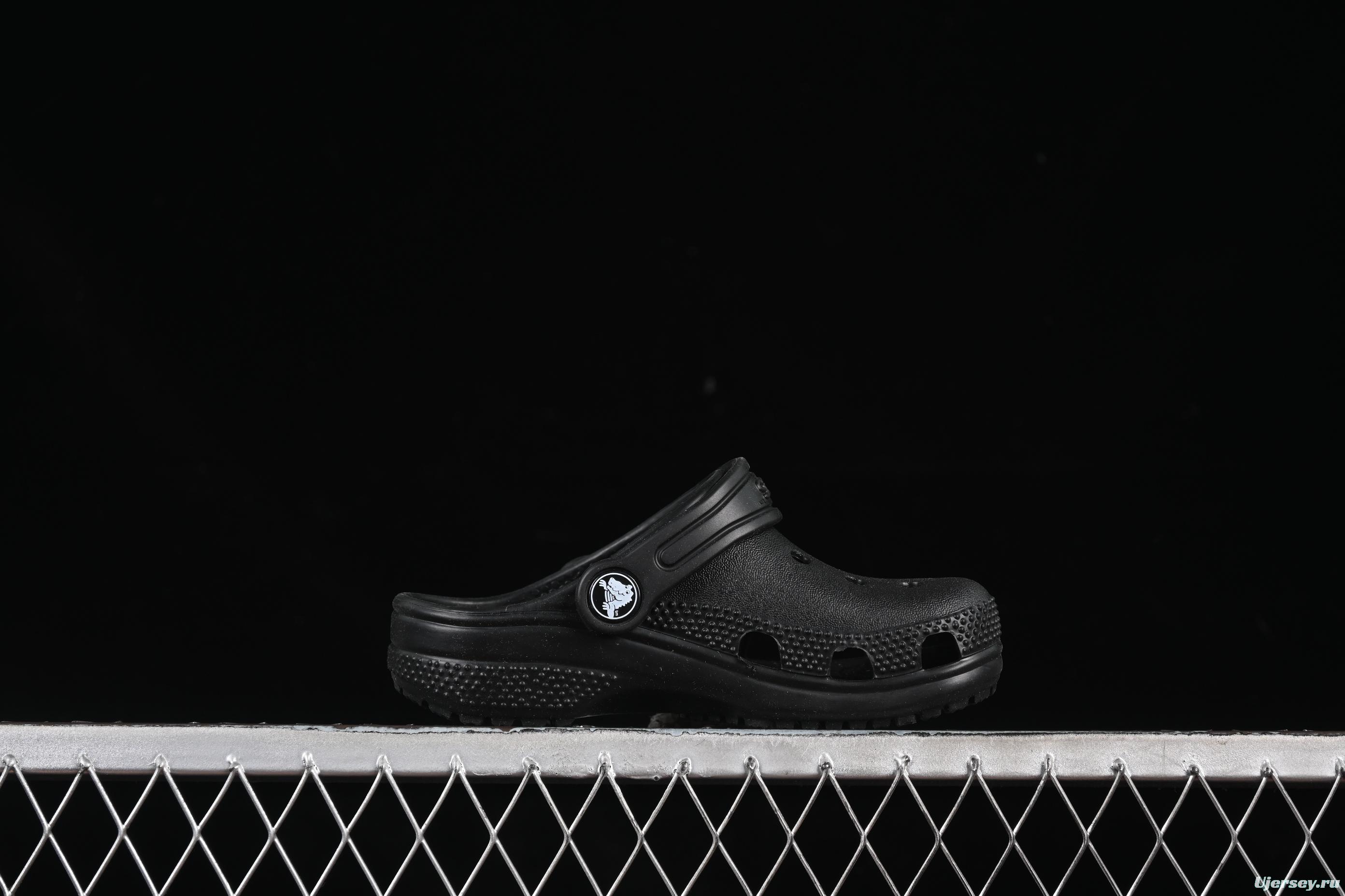 Crocs Classic Clog Kids Lightweight Slip-Resistant Comfortable Water Shoes - Classic Clog