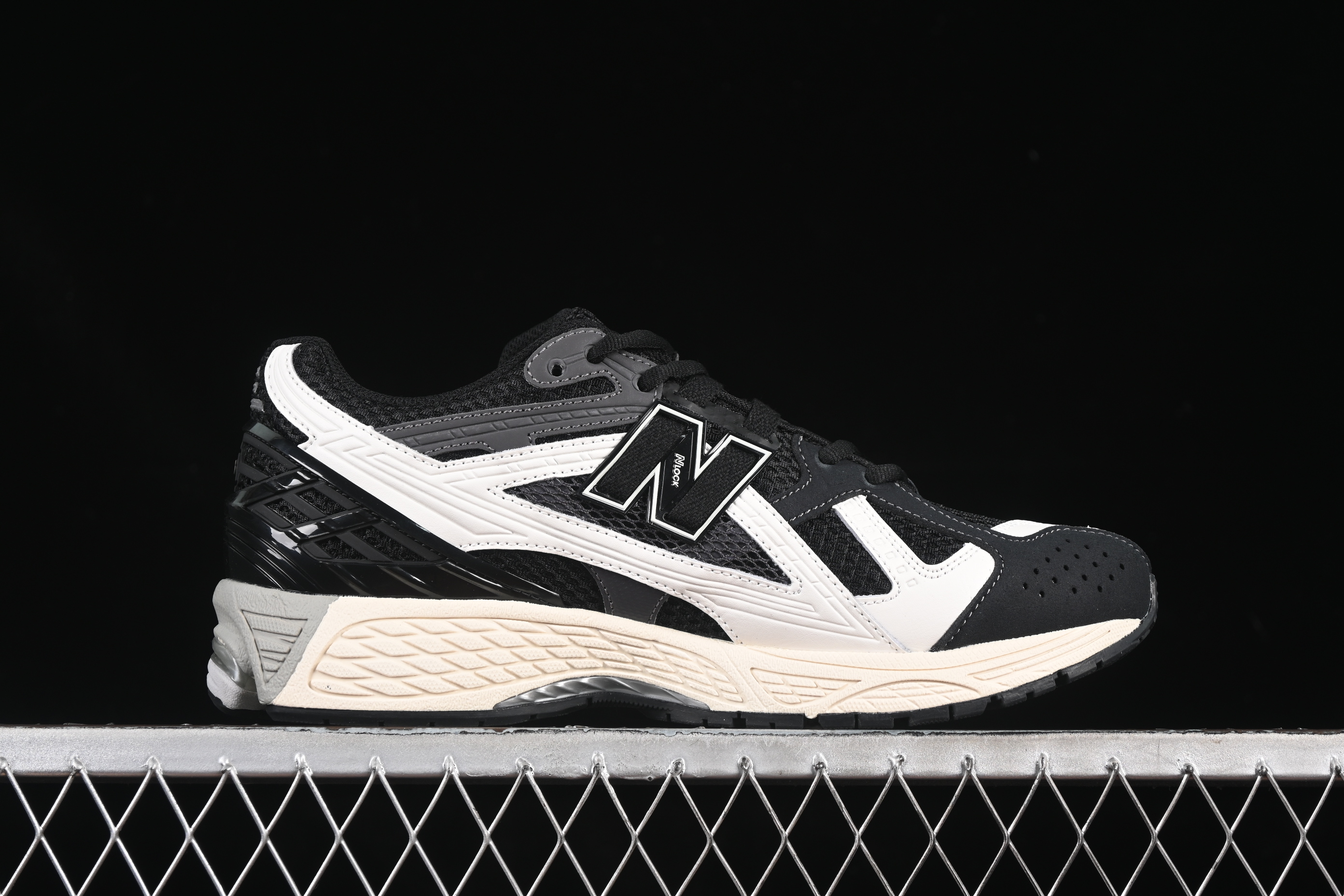 New Balance 1906 Series Retro Dad Style Casual Running Shoes - U1906NC