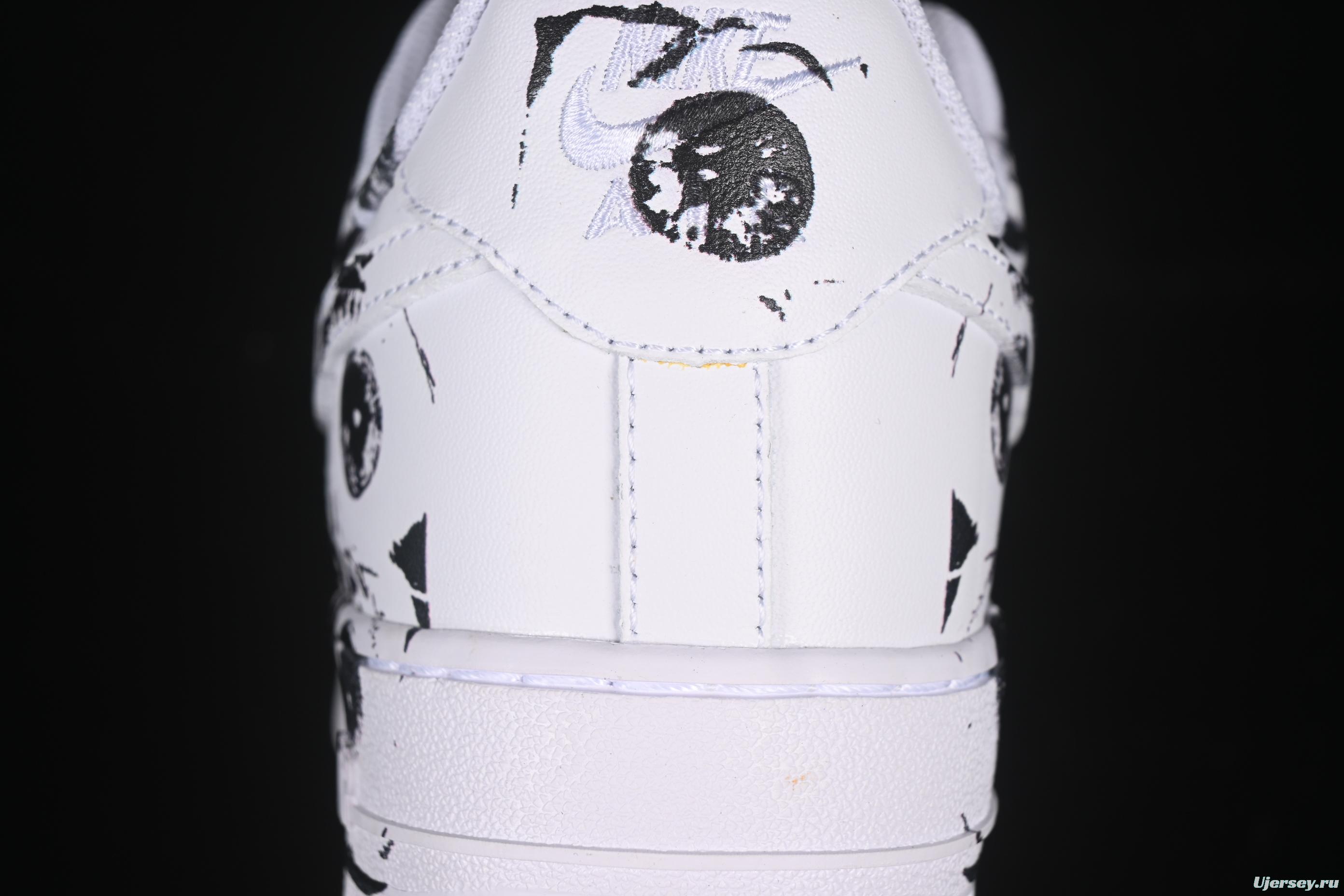 Nike Air Force 1 Low '07 Comme des Garcons Shirt Supreme Collaboration Casual Sneakers - 923044-100