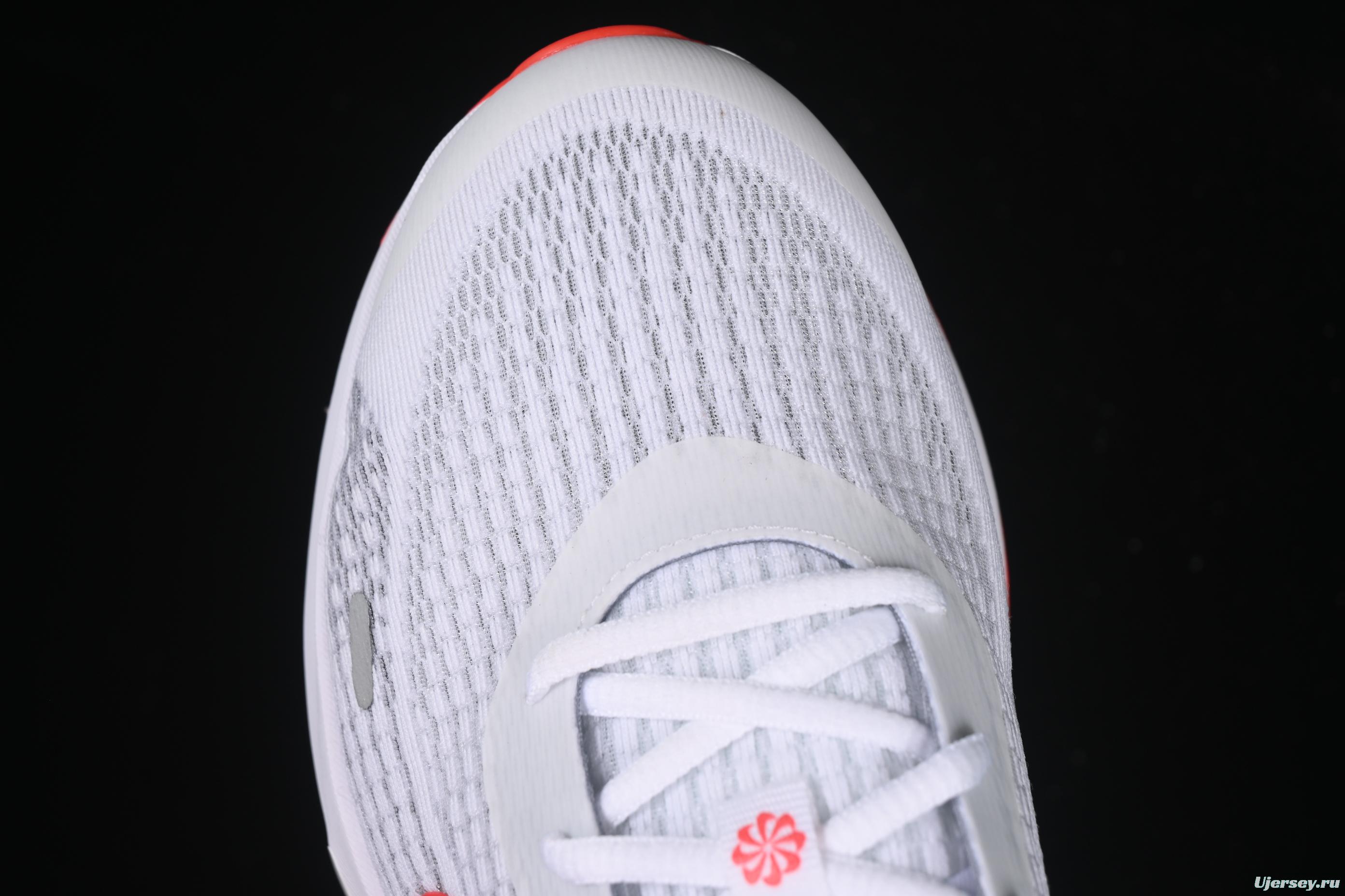 Nike Journey Run Low-Top Casual Running Shoes with Cushioning Anti-Slip and Wear-Resistant Design - FN0228-106