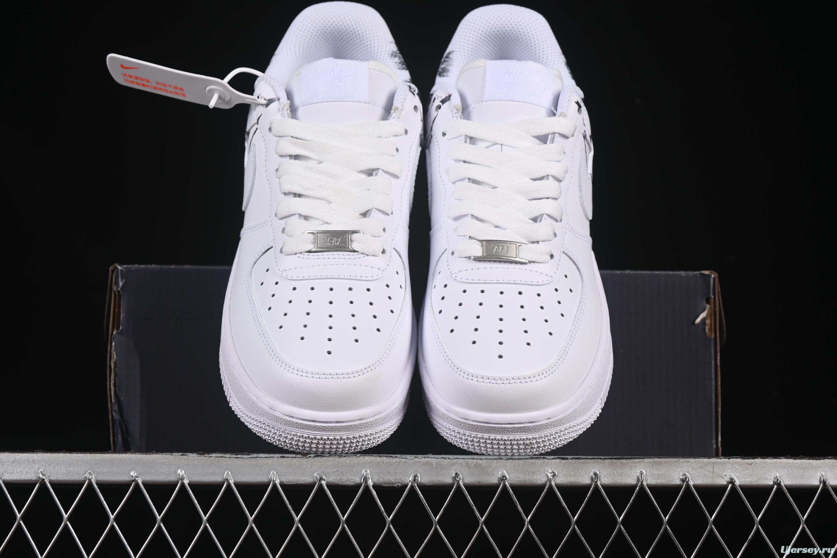 Nike Air Force 1 Low '07 Comme des Garcons Shirt Supreme Collaboration Casual Sneakers - 923044-100