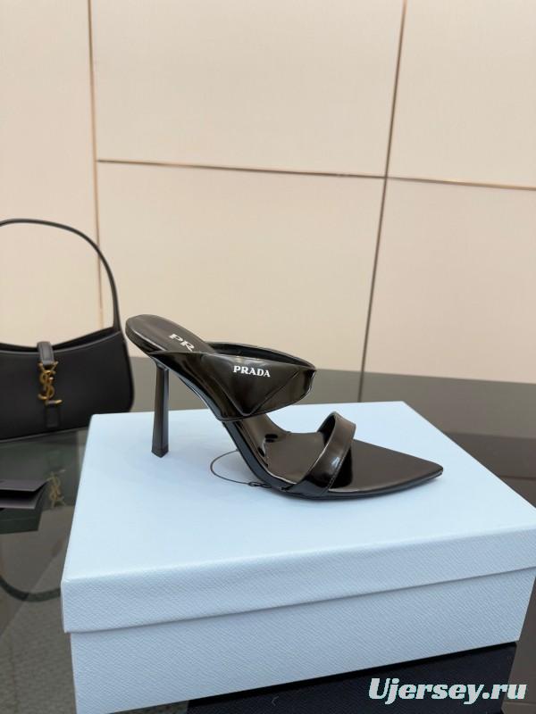 2025 Women Prada Black Leather Sandals