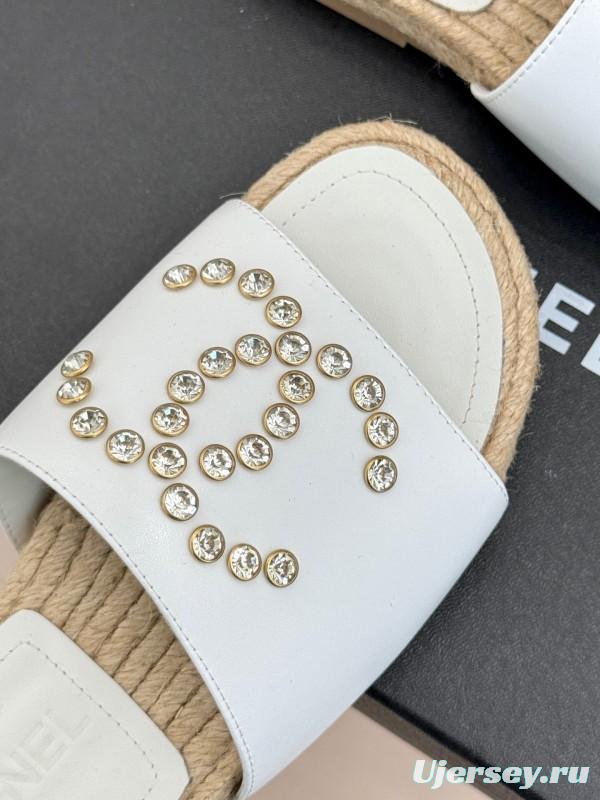 2025 Women Chanel White Leather Slippers Rhinestone KFY00230