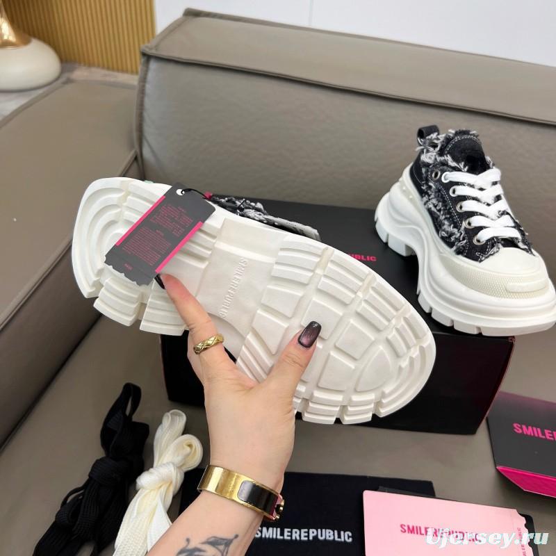 2025 Unisex Smile Republic Black White Canvas Casual Shoes Fringed LY00291