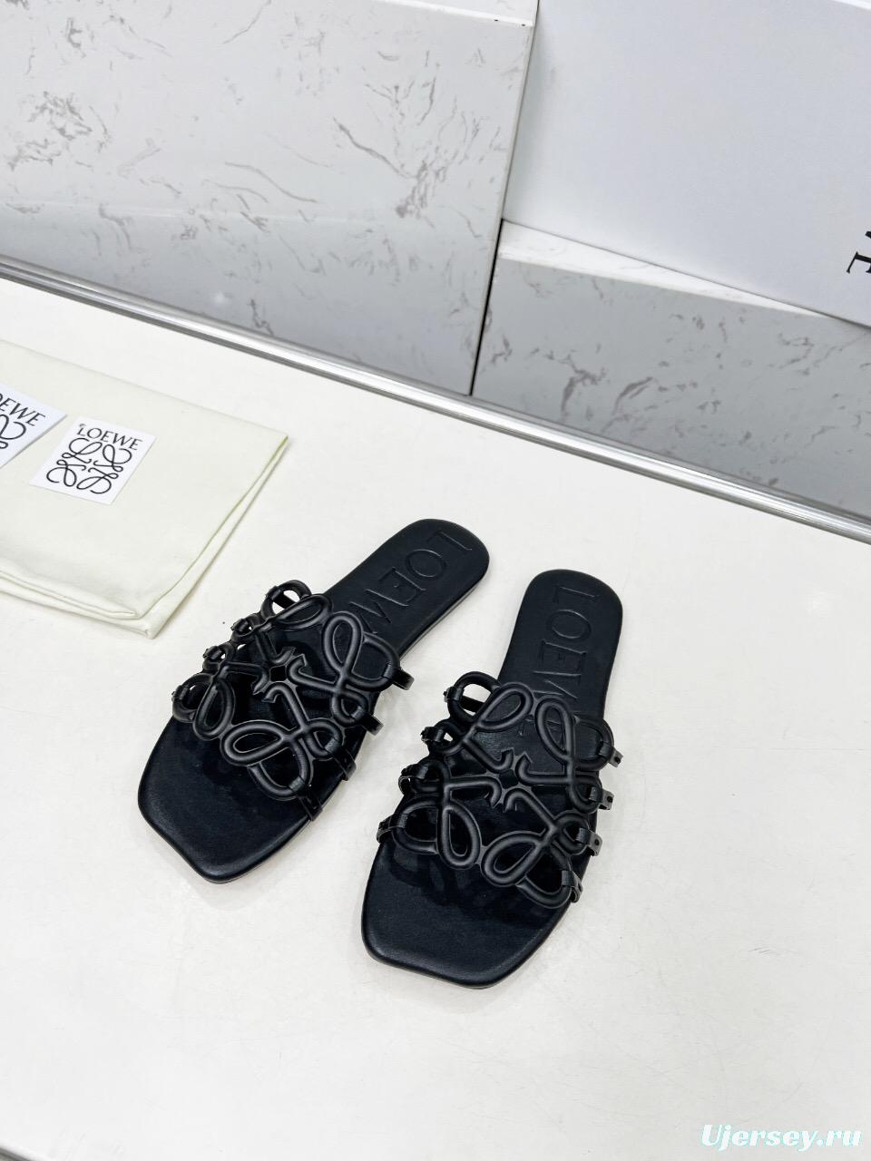 2025 Loewe Black Leather Slippers LY00190