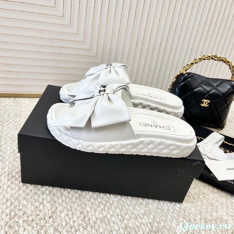 2025 Women Chanel White Leather Slippers Bow Detail KFY00310